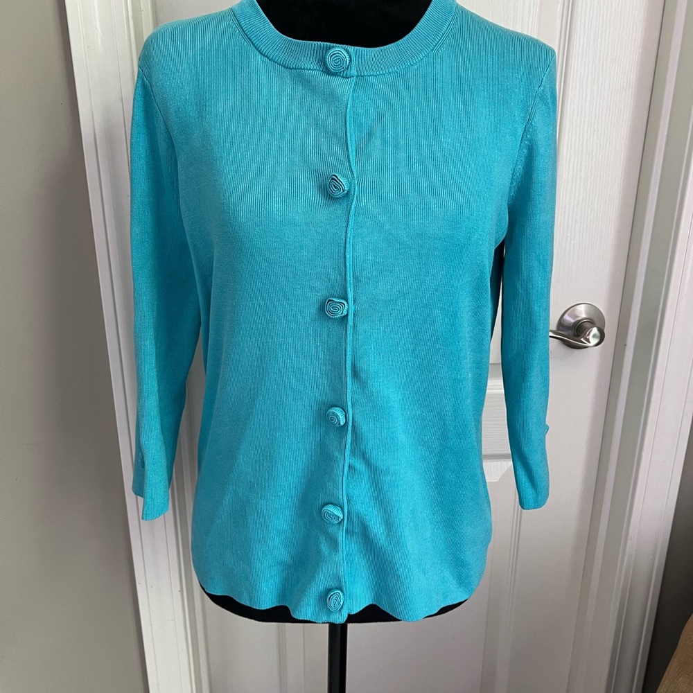 Blue Cardigan Sweater with 3/4 Sleeves and Crew Neckline